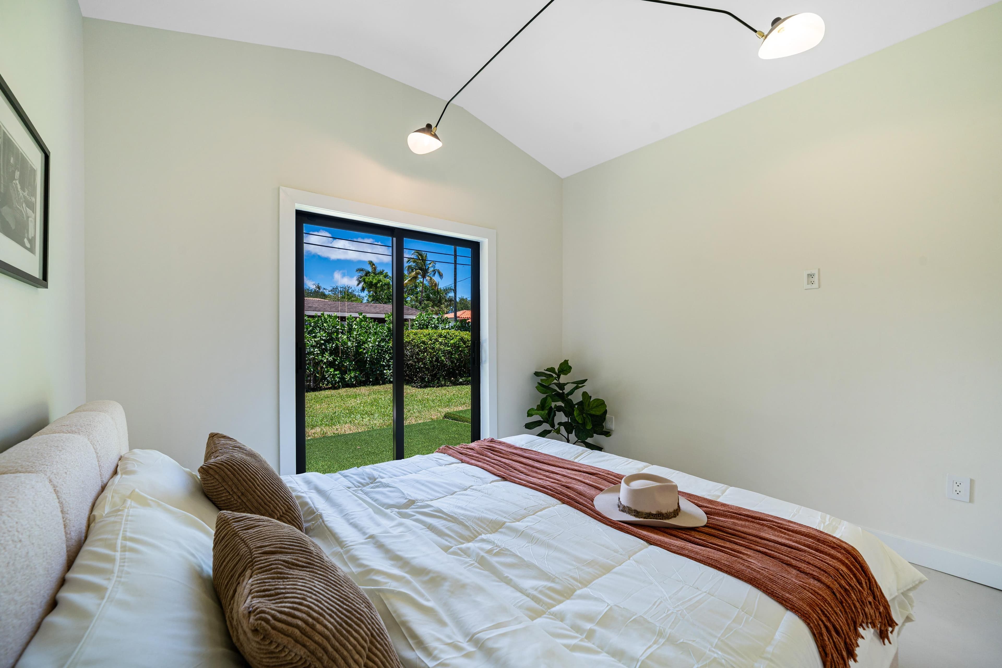 Miami Shores Residence - photo 9